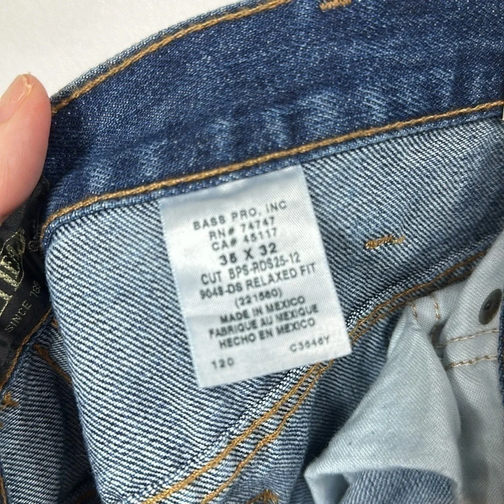 RedHead relaxed fit jeans size 35×32. NWT.